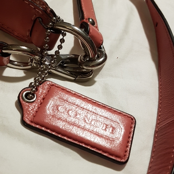 Coach Kristen Hobo - Picture 2 of 4